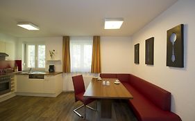 Pension Appartement Lanzer